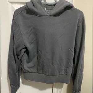 Cropped hoodie gray size small